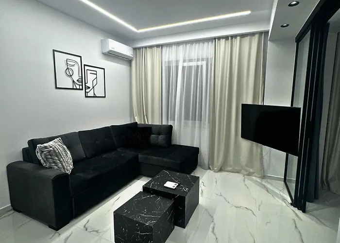 Eden Luxury Suite #3
