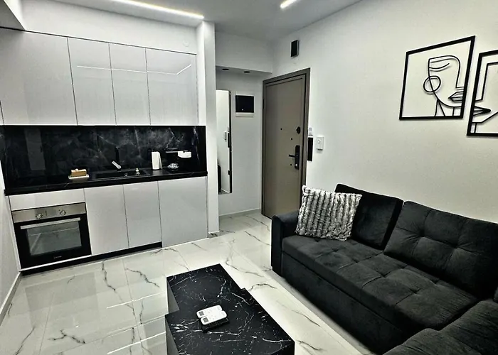 Eden Luxury Suite #3
